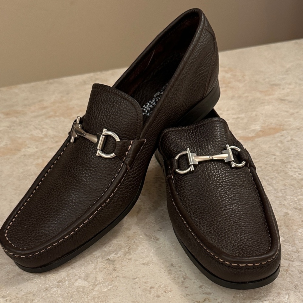 Salvatore Ferragamo Dark Brown Pebble Leather Loafers with Gancini Buckle 10.5 W